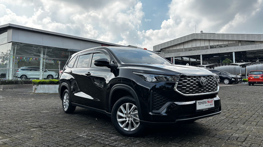 TOYOTA KIJANG INNOVA 2.0 ZENIX G CVT BENSIN-AT(KIJANG INNOVA) AT 2024