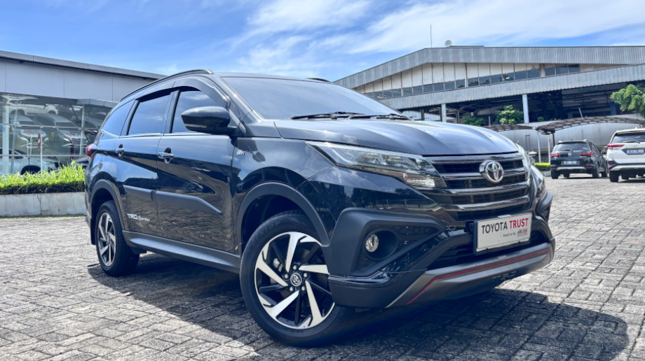 TOYOTA RUSH 1.5 TRD SPORTIVO BENSIN-AT(RUSH) AT 2020