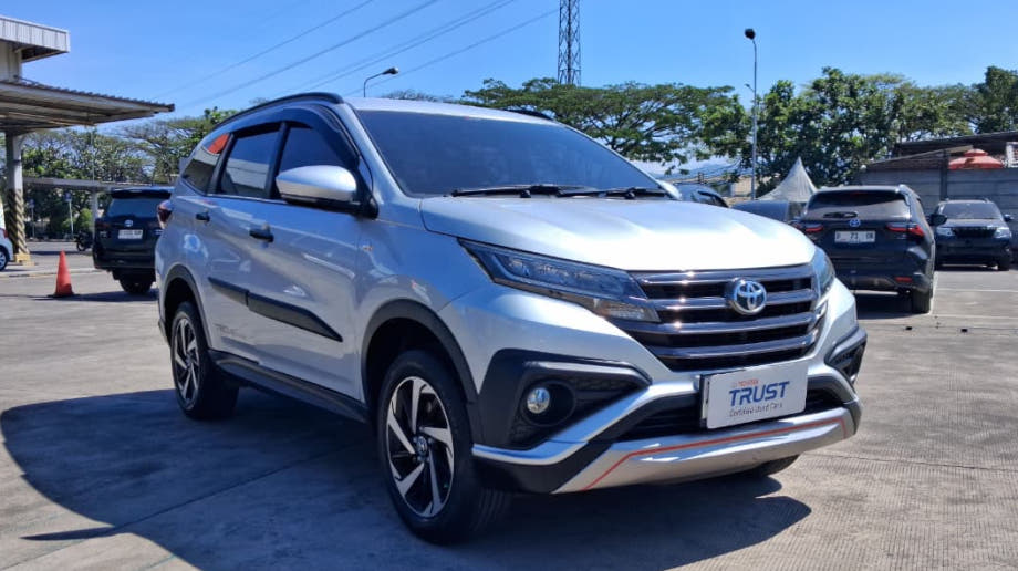TOYOTA RUSH 1.5 TRD SPORTIVO BENSIN-MT(RUSH) MT 2020